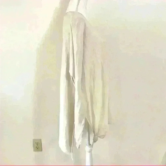 Cloth. By Design Oversized Tie Cream Sweater - Picture 6 of 11